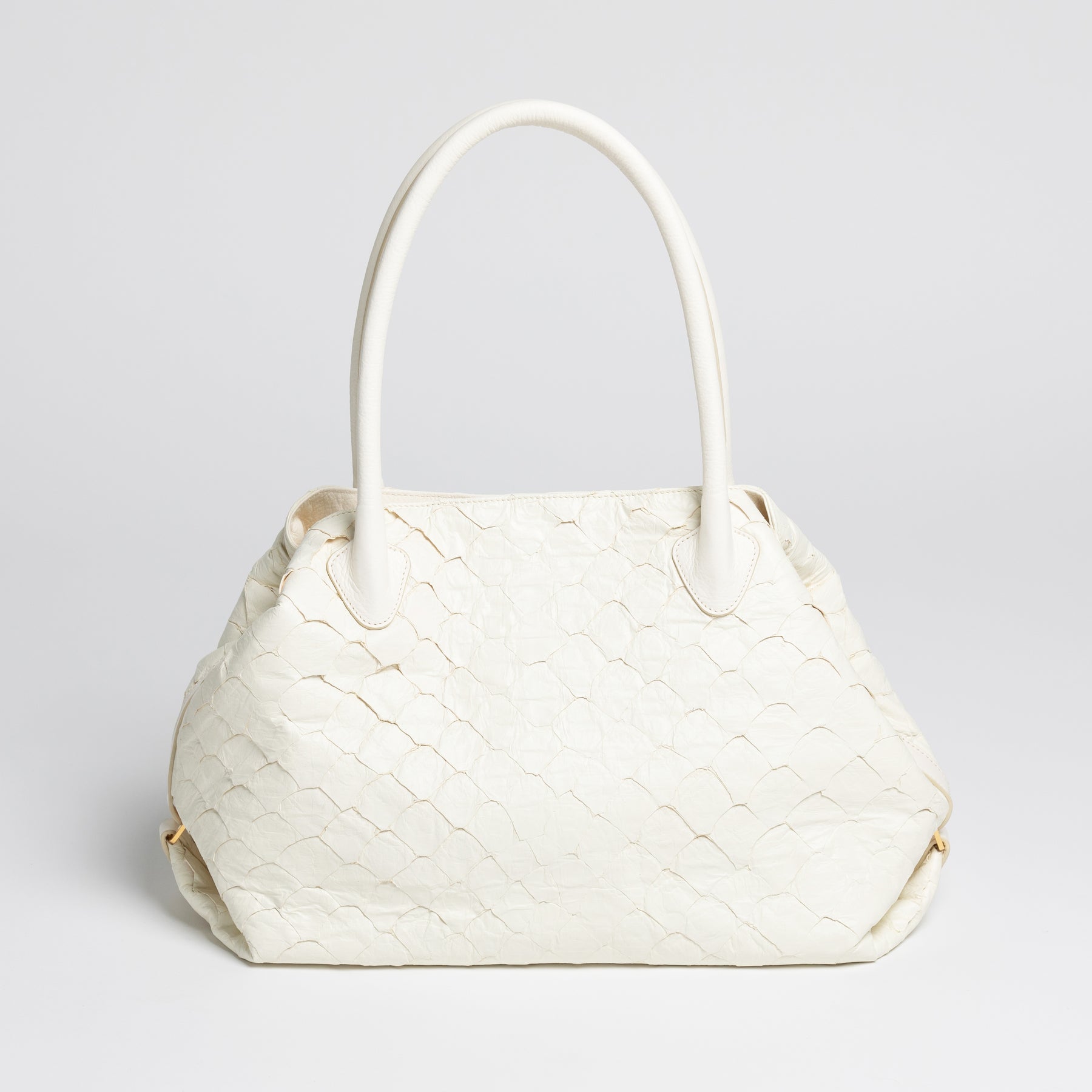 Fish Leather Handbag – BORGANB